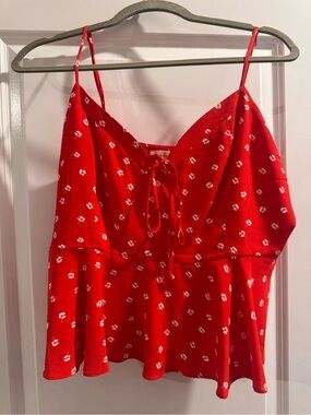 nine britton Red Floral Tie-Front Peplum Cami